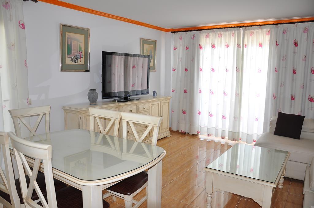 Eden Roc II Apartment Marbella Room photo